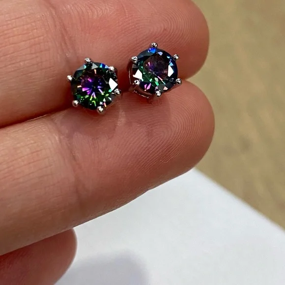 Mystic topaz rainbow crystal stud earrings - Picture 4 of 8
